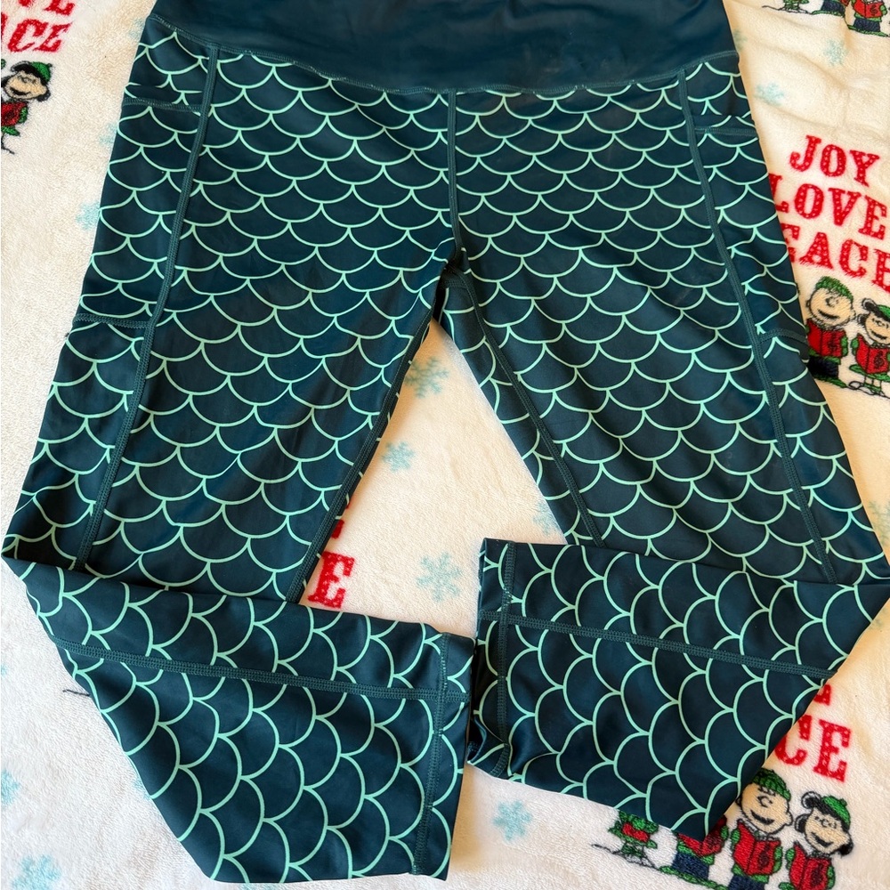 Constantly Varied Gear Dark Teal Scale Leggings